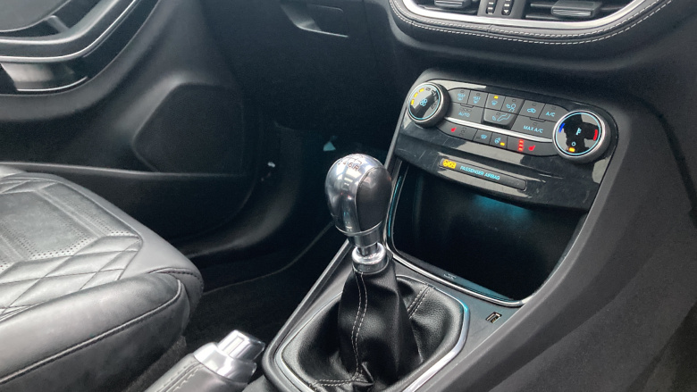 Ford Puma 1.0 EcoBoost Hybrid mHEV 155 ST-Line Vignale 5dr Petrol Hatchback